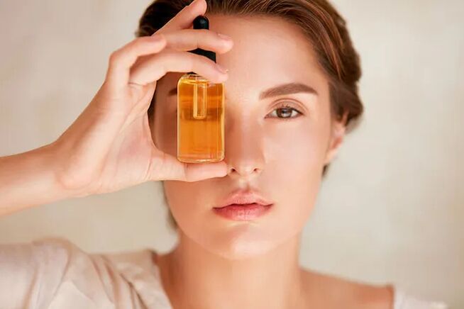Features vum Gebrauch vum Serum fir Verjéngung